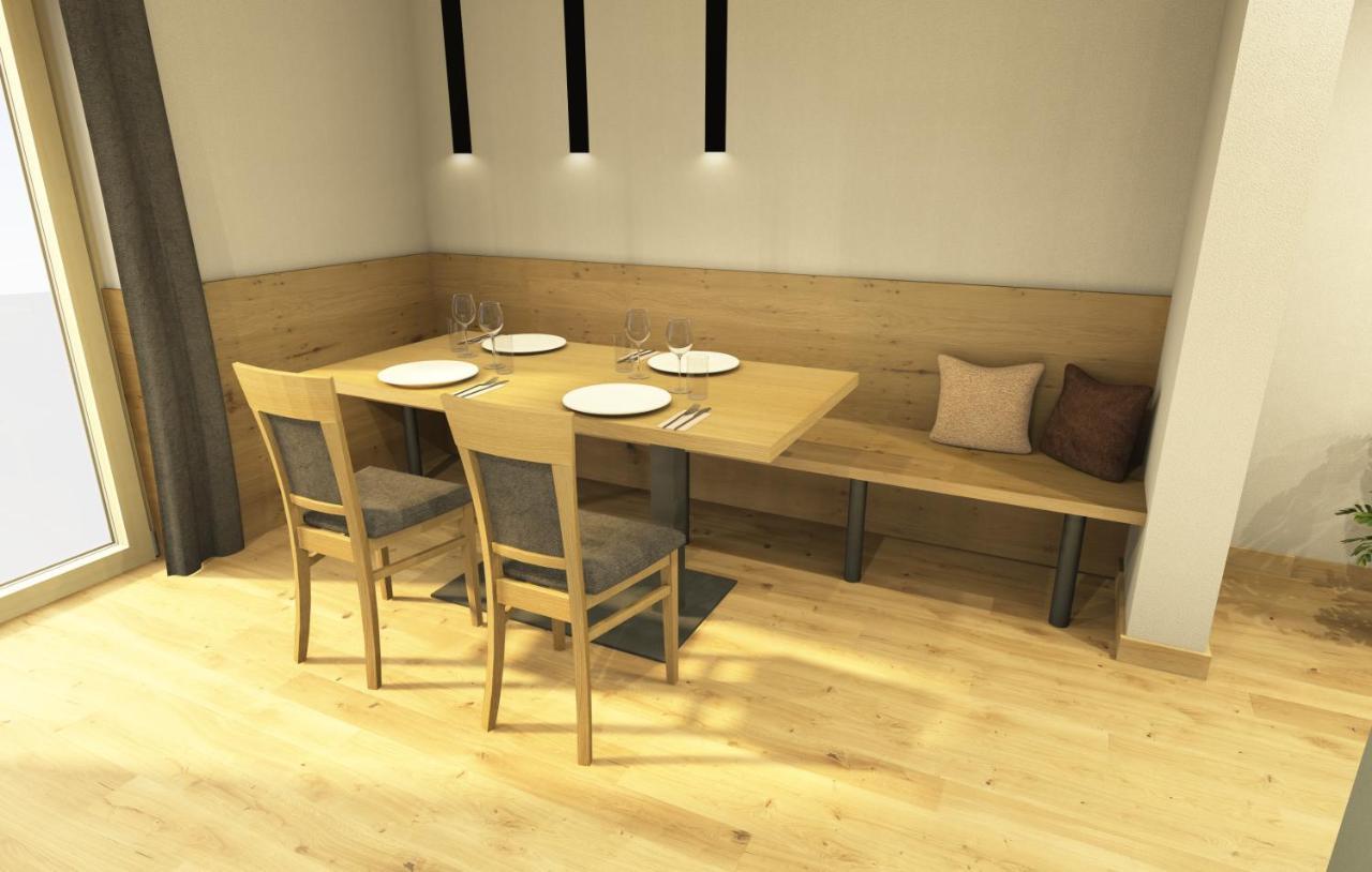 Wolf Apartments Padaun Vals Luaran gambar