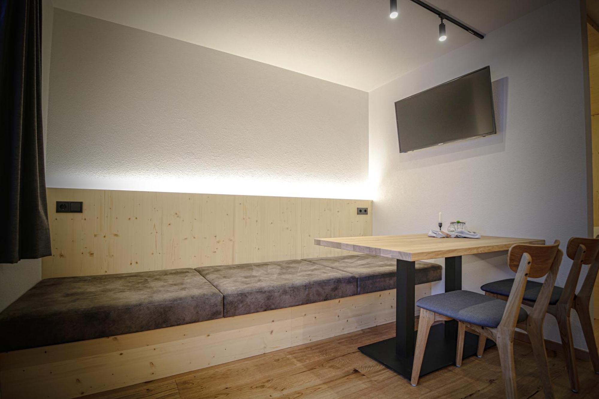 Wolf Apartments Padaun Vals Luaran gambar