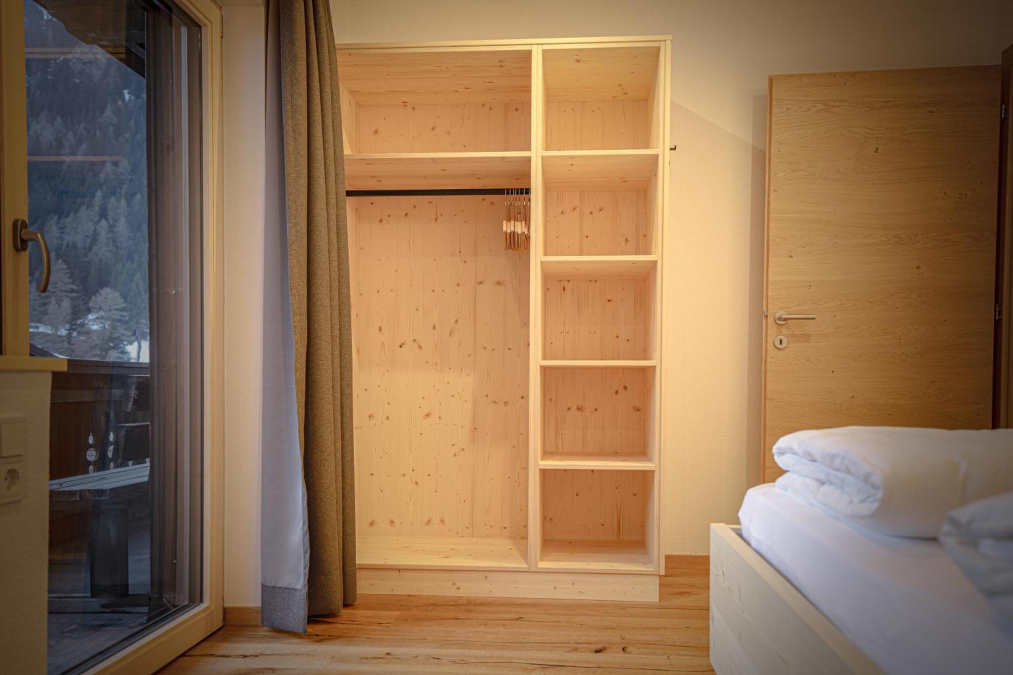 Wolf Apartments Padaun Vals Luaran gambar