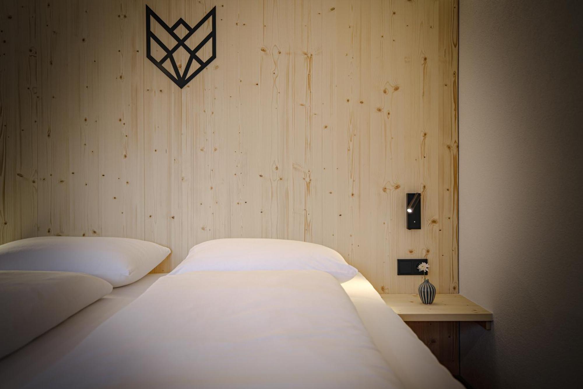 Wolf Apartments Padaun Vals Luaran gambar
